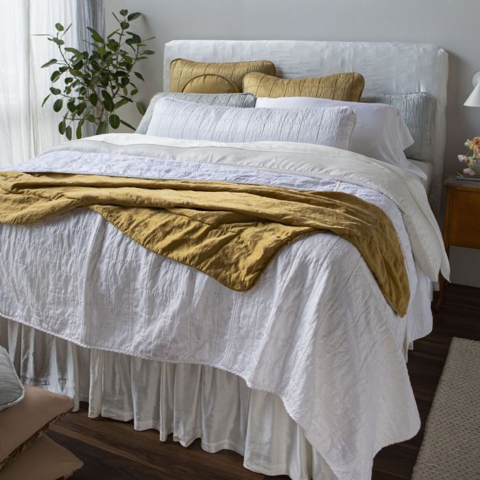 Sel & Seraphina in Honey Comb, White and Cloud Bella Notte Linens Bedding by Bella Notte Linens