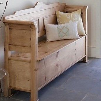 Farmhouse Entry Bench by English Farmhouse Furniture