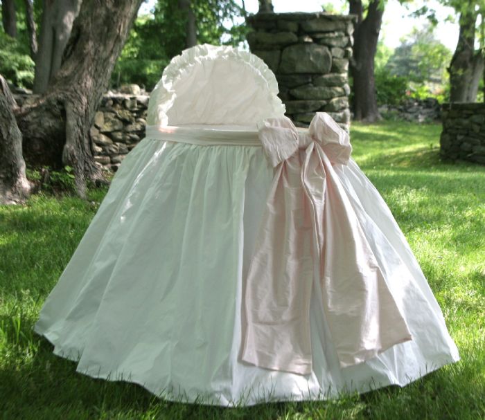 Angel Baby Bassinet Pink in Silk Dupioni by Lulla Smith