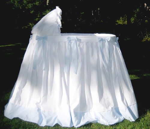Vineyard Bassinet in Cotton Seersucker by Lulla Smith