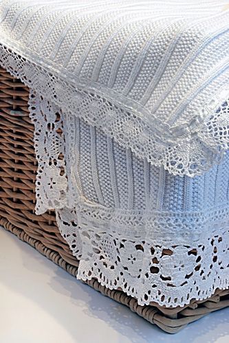 Storybrook Seedstitch Rib Lace Trim Blanket by ASI