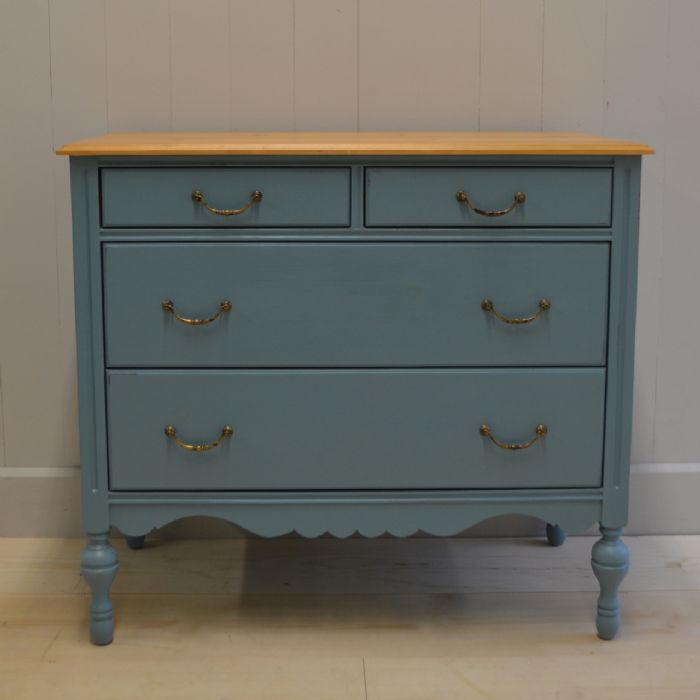 Eloise Dresser by English Farmhouse Furniture