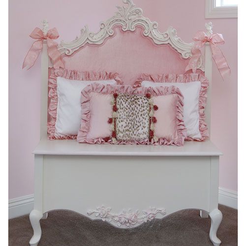 Petite Paris French Rose Bench by Villa Bella