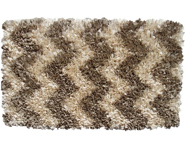 Shaggy Raggy Rug in Natural Chevron by Rug Market