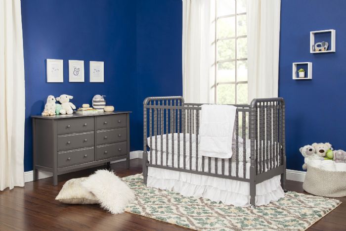 Jenny Lind Convertible Crib in Slate by DaVinci Baby