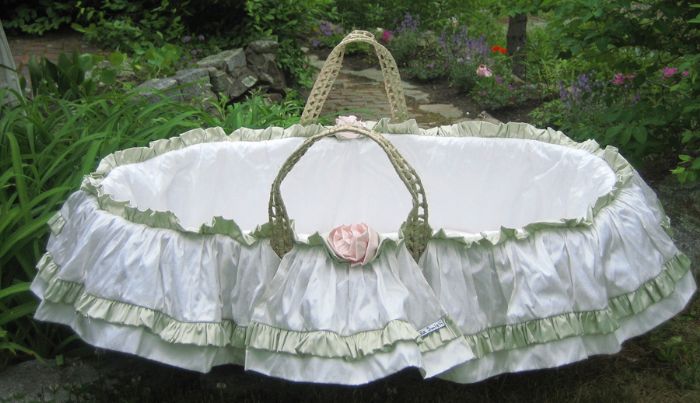 Beatrice Moses Basket by Lulla Smith