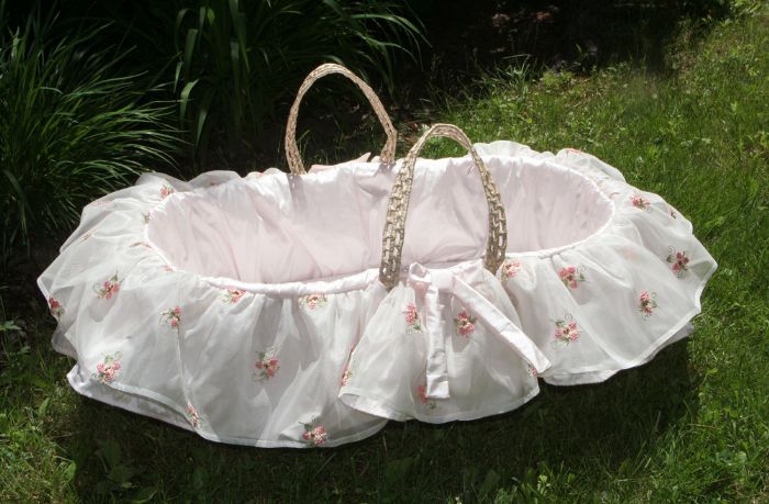 Belle Moses Basket by Lulla Smith