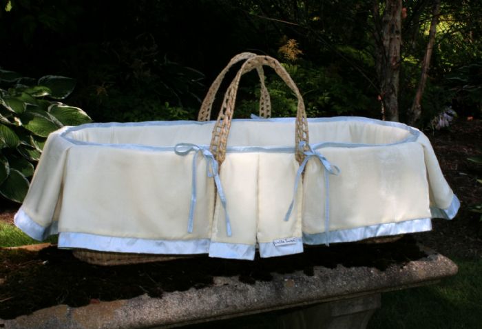 London Moses Basket by Lulla Smith