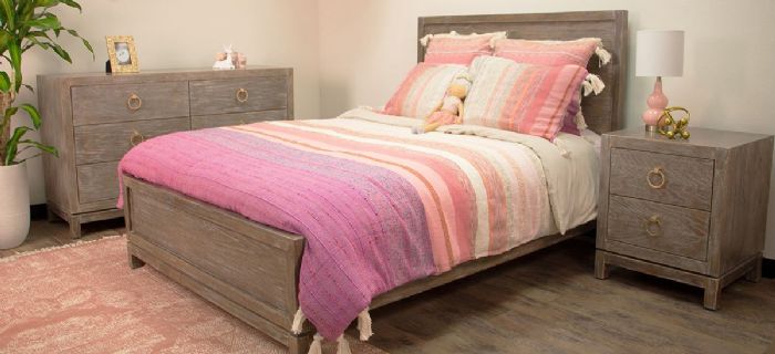 Artisan Rustic Girly Room Inspiration by Newport Cottages