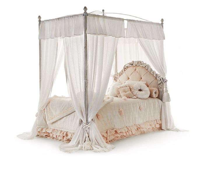 Notte Four Poster Bed with Curtains by Notte Fatata