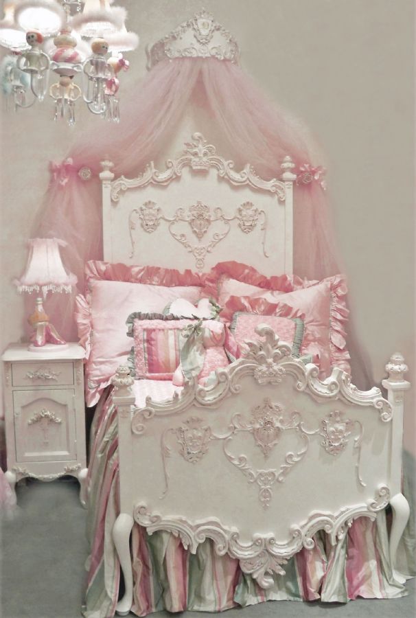 Florentina Princess Bed by Villa Bella