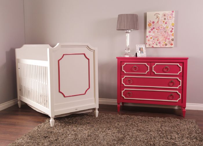 Beverly Crib in White with Raspberry Room by Newport Cottages
