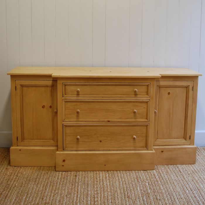 Cotswold Buffet by English Farmhouse Furniture