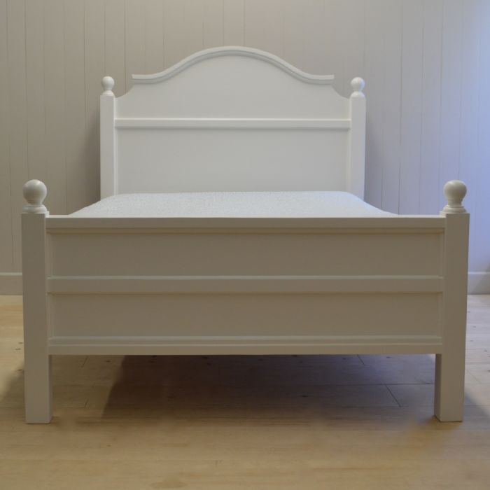 Grande French Farm Bed by English Farmhouse Furniture