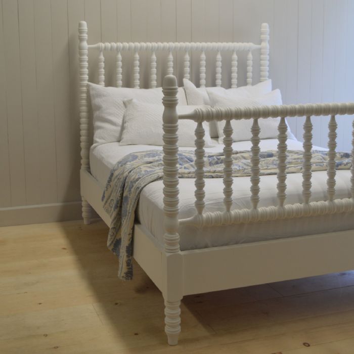 Hazel Spindle Bed by English Farmhouse Furniture