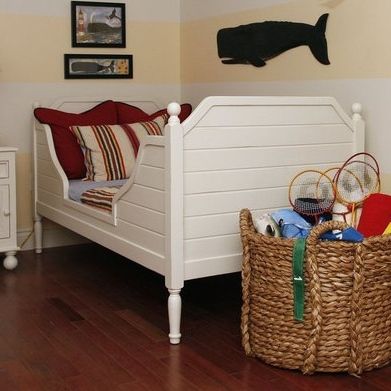 Jack's Nantucket Bed by English Farmhouse Furniture