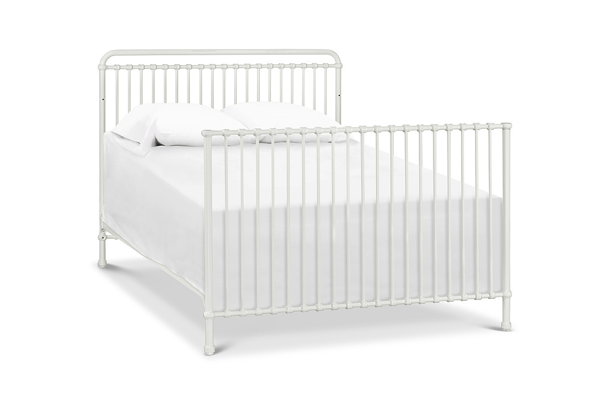 Winston 4in1 Convertible Crib with Toddler Bed Conversion Kit in