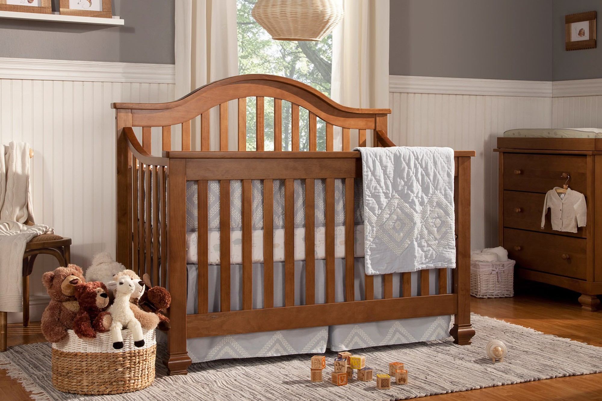 Clover Collection In Chestnut By Davinci Baby
