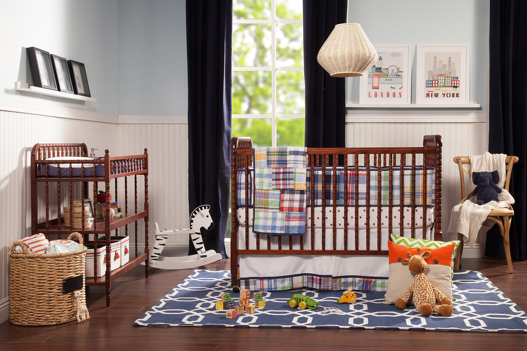 Jenny Lind Convertible Crib in Cherry by DaVinci Baby