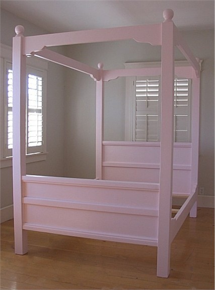 New England Farm Canopy Bed By English, Farmhouse Canopy Bed